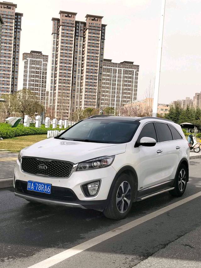 Kia L (литр) 2,4 л, бензин, полный привод, комплектация Elite, 7 мест, IV