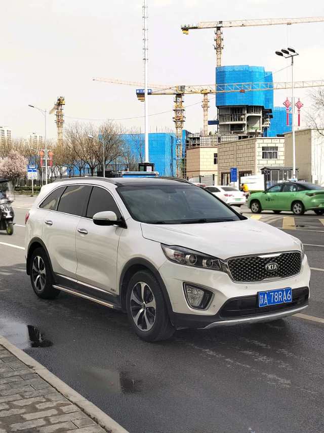 Kia L (литр) 2,4 л, бензин, полный привод, комплектация Elite, 7 мест, IV