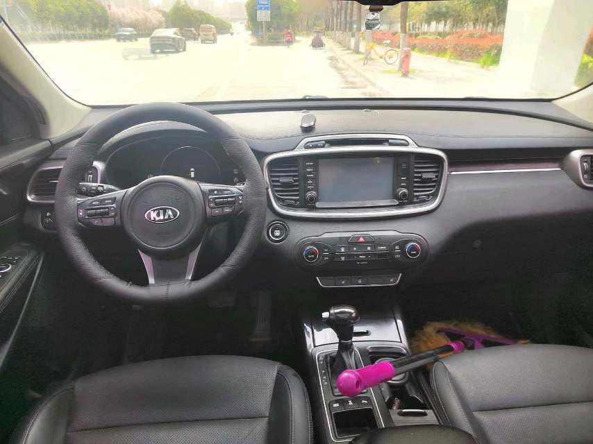 Kia L (литр) 2,4 л, бензин, полный привод, комплектация Elite, 7 мест, IV