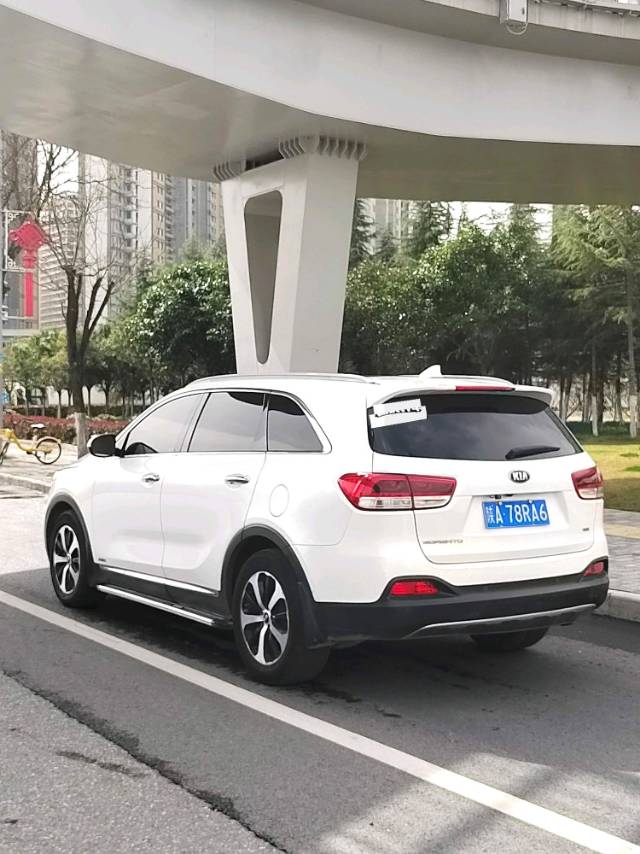 Kia L (литр) 2,4 л, бензин, полный привод, комплектация Elite, 7 мест, IV