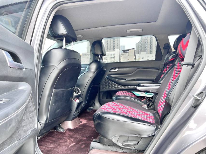 胜达 Model Year 380 TGDi GLS 自动两驱豪华版 国 V