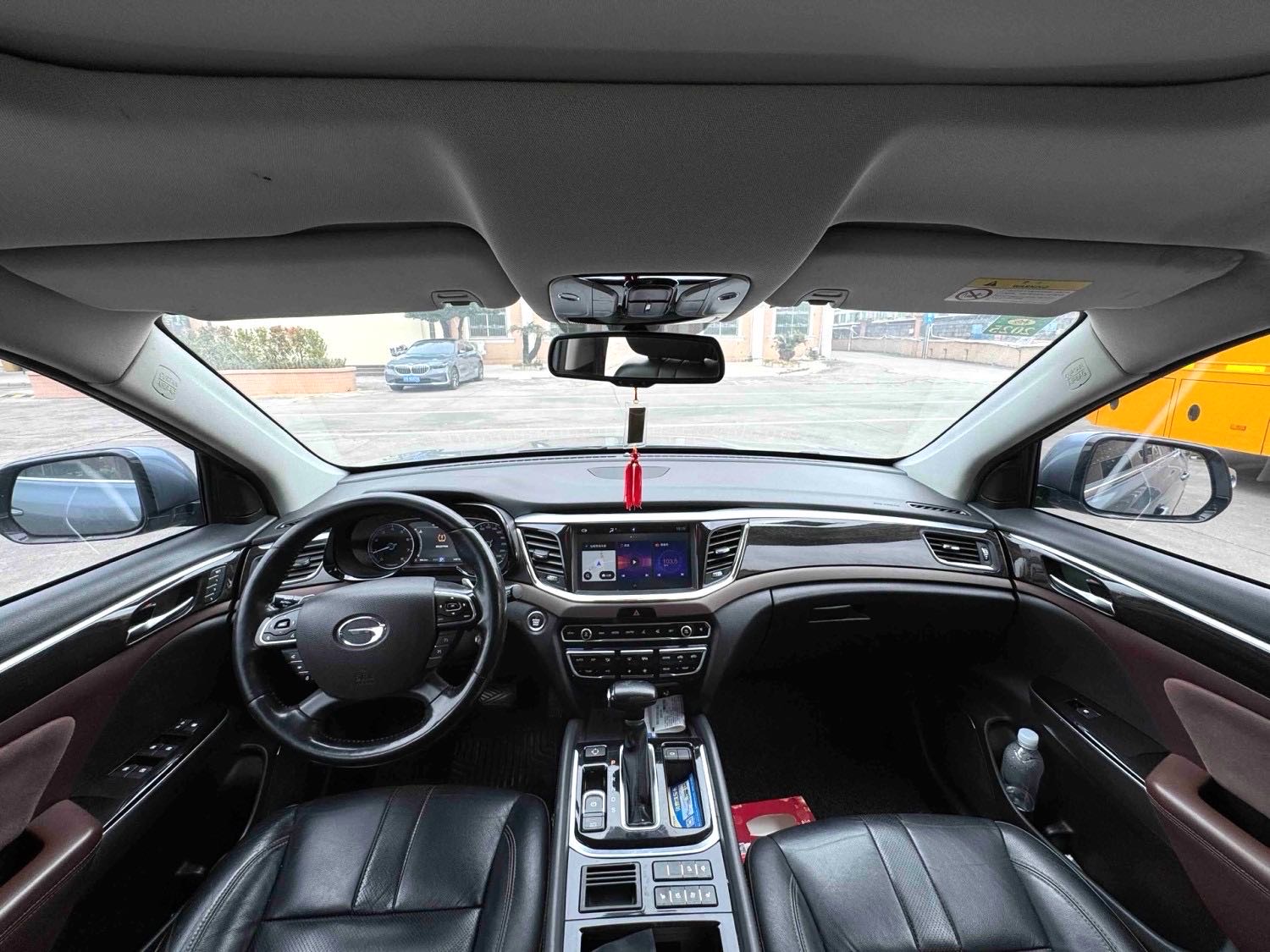 传祺 GS 8 Model Year 390T 两驱豪华智联版 七座