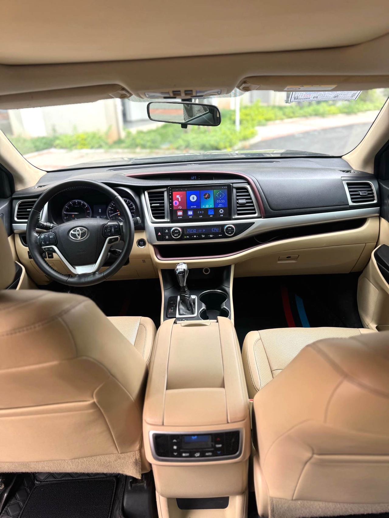 Toyota Highlander 2.0T 2WDLuxury 7 Seats