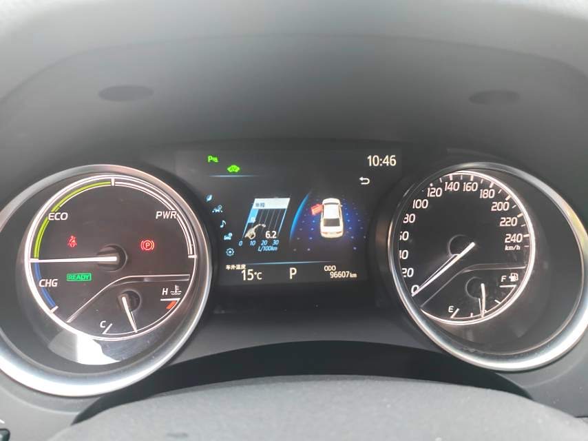 Toyota Camry Hybrid 2.5HG Luxury VI
