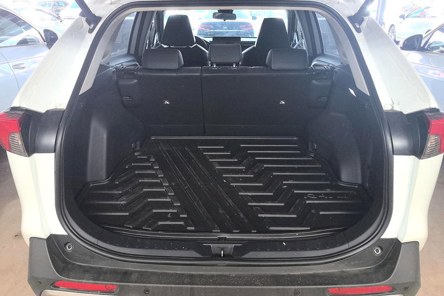 Toyota RAV 4 Hybrid 2.5L E CVT 2WD Plus Version