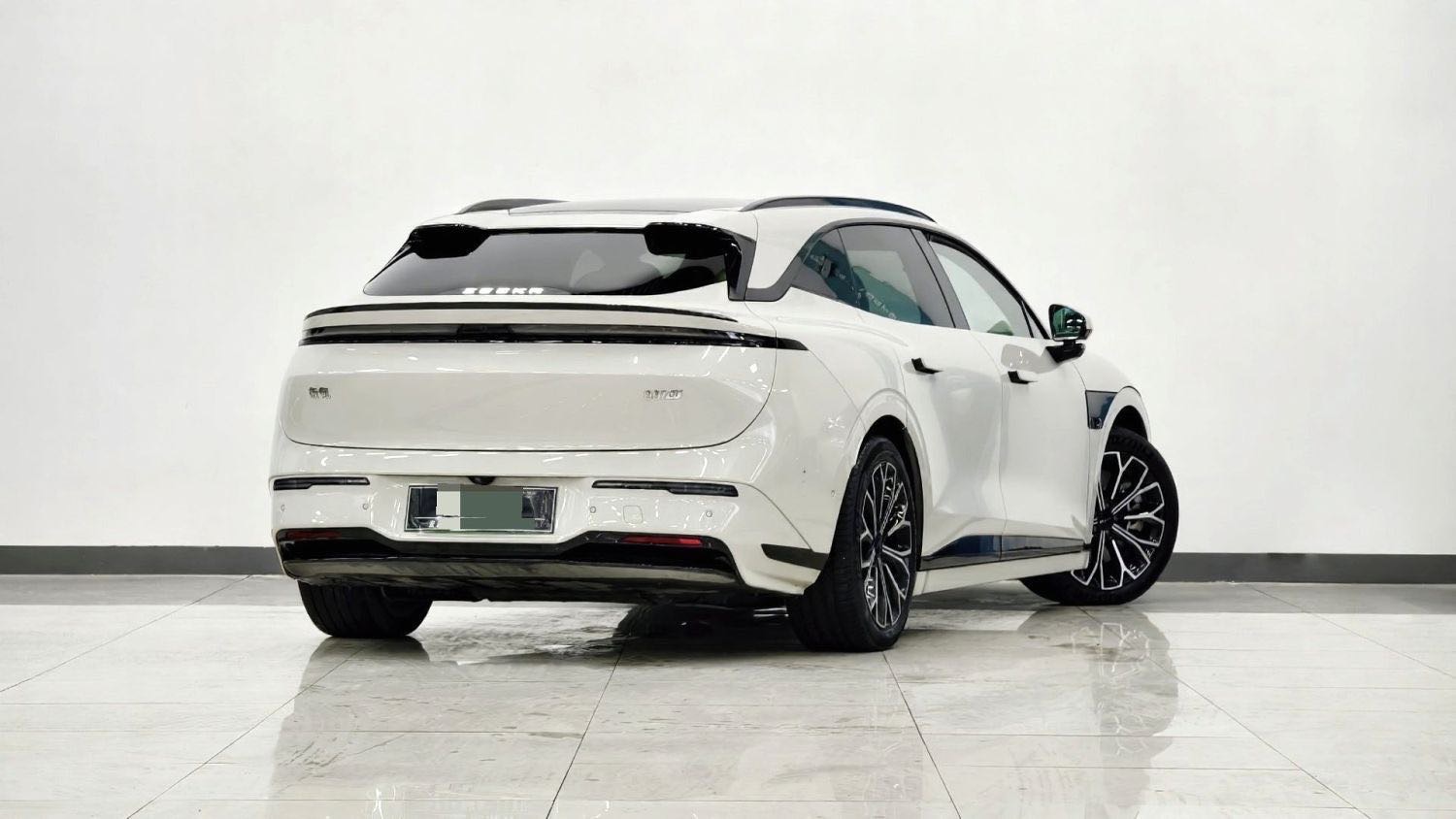 Zeekr 007GT 100 кВт·ч