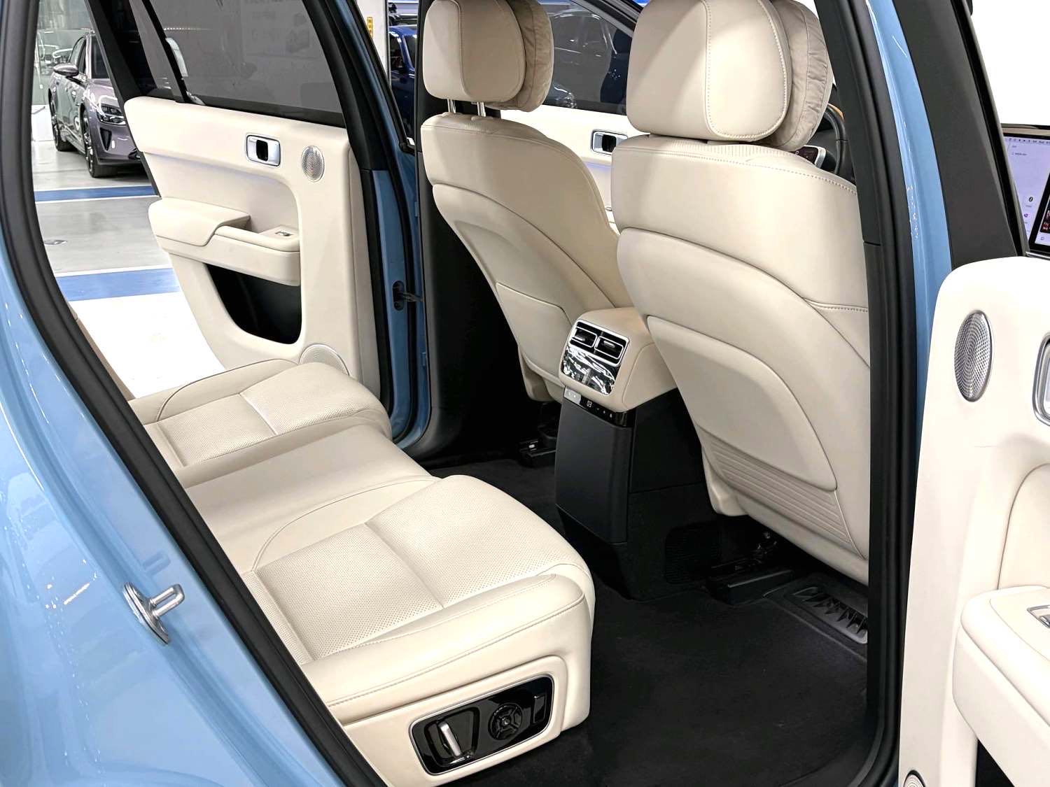 Li Auto L (Liter) 7 Ultra