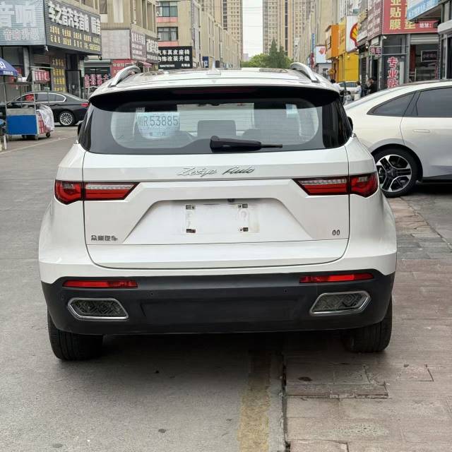 Zotye T (Turbo) 700 1.8T