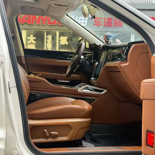 Zotye T (Turbo) 700 1.8T
