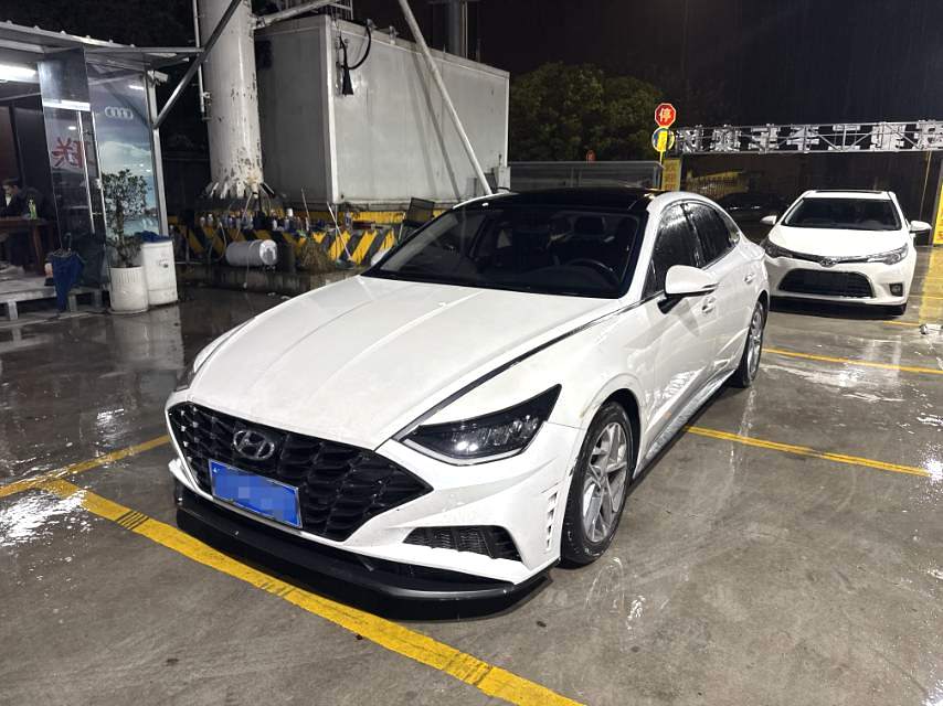 Hyundai 270TGDi DCT GLS Elite