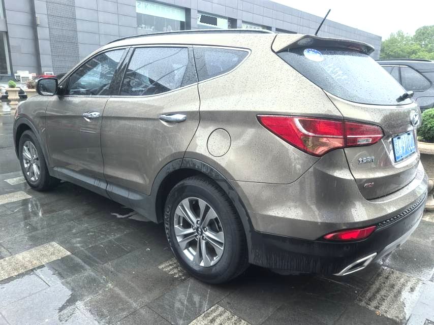 Hyundai Santa Fe Facelift 2.4L Automatic4WD