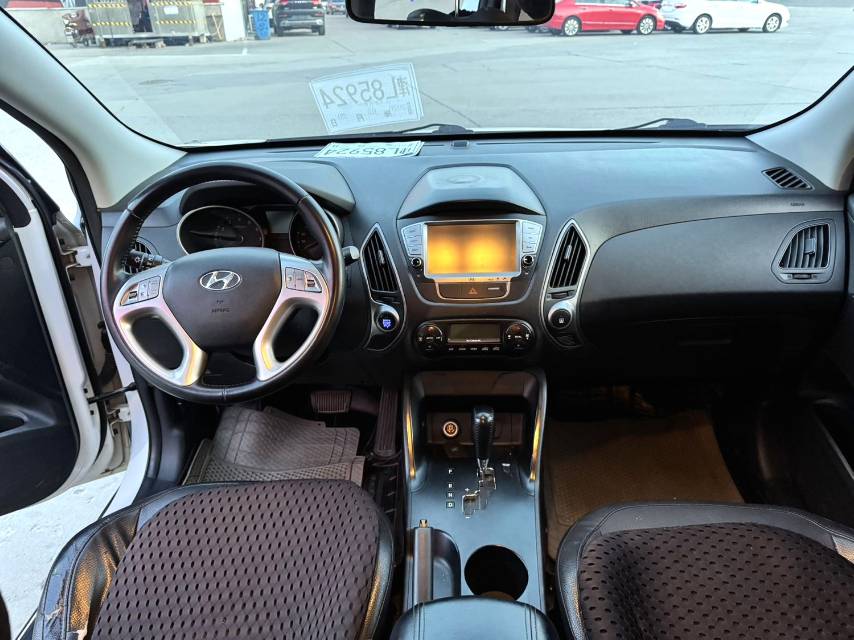Hyundai ix 35 2,0 л, АКПП, 2WD, GLS V