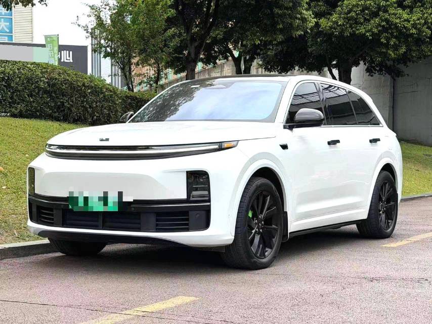 Li Auto L (Liter) 7 Pro