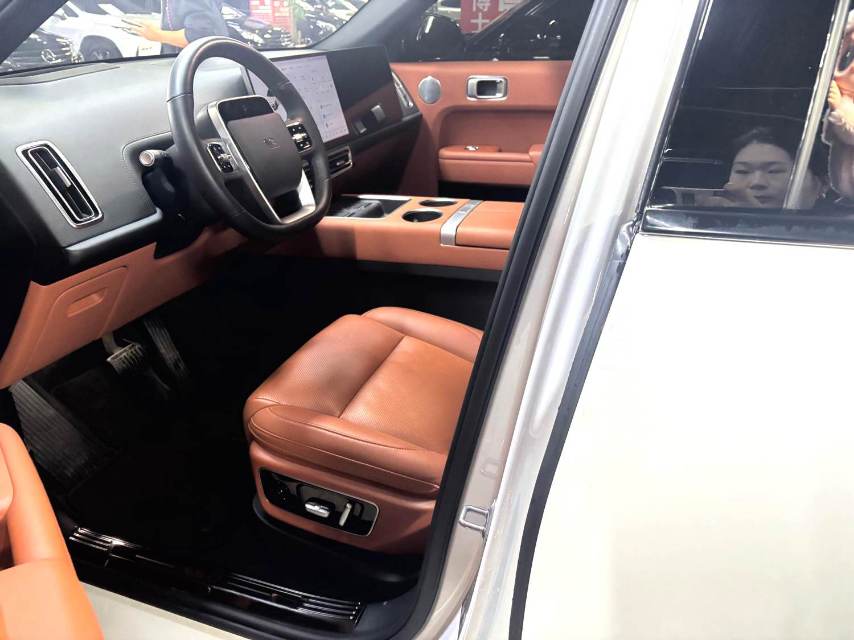 Li Auto L (Liter) 7 Air