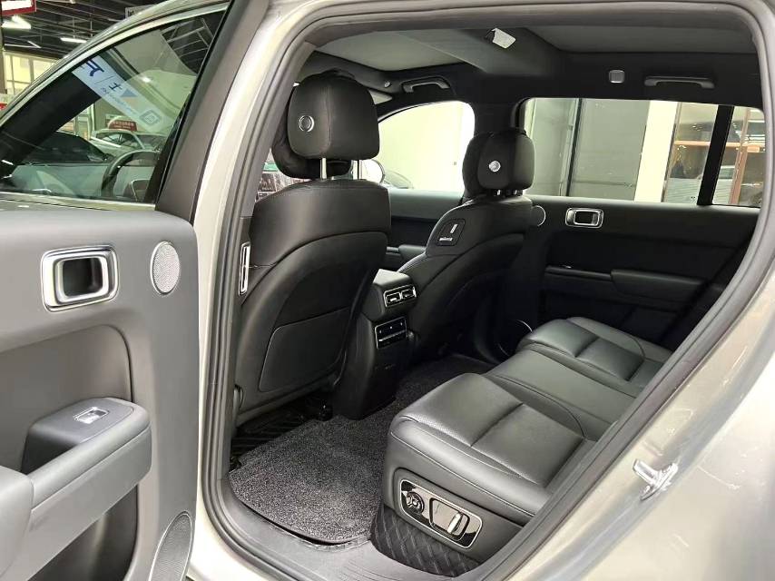 Li Auto L (Liter) 7 Air