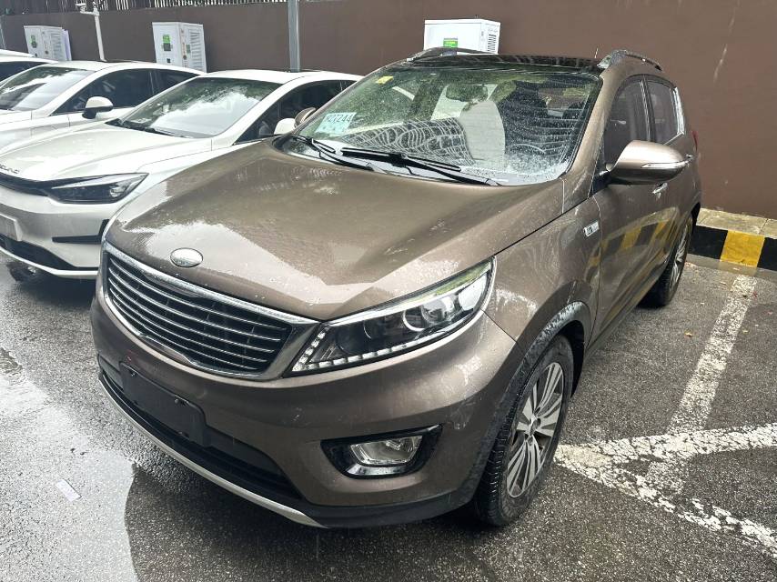 Kia Sportage 2.0L Automatic 2WD DLX