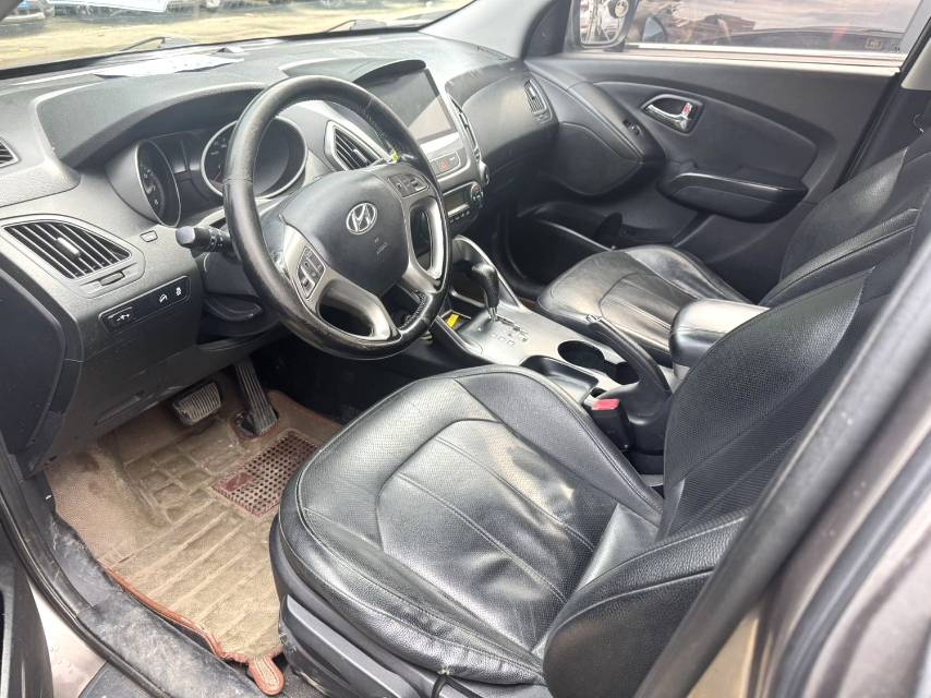 Kia Sportage 2,0 л, АКПП, передний привод, DLX