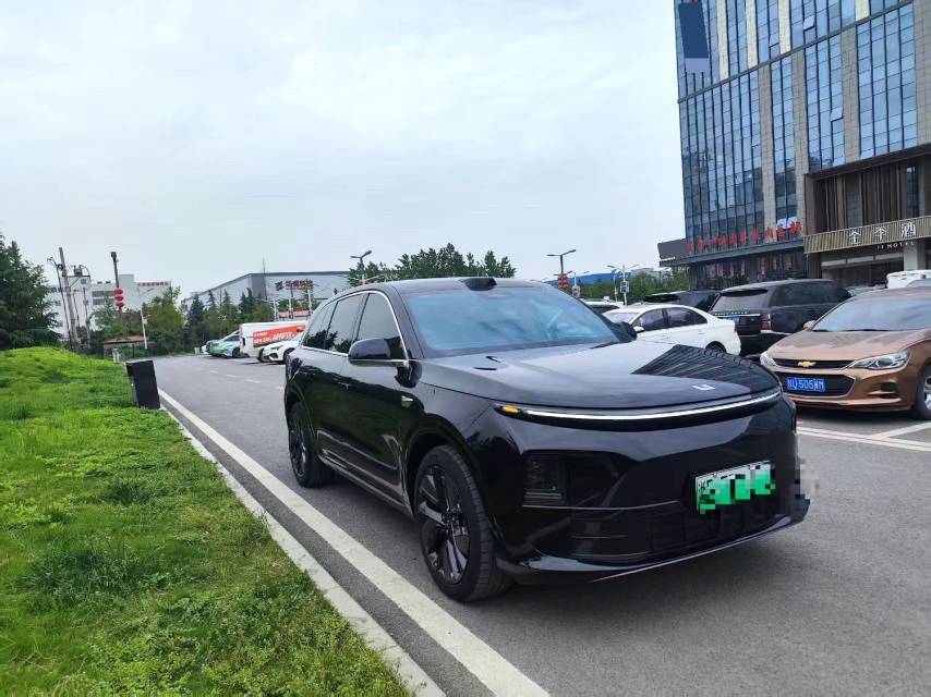 Li Auto L (Liter) 6 Max