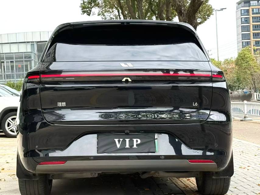 Li Auto L (Liter) 6 Pro