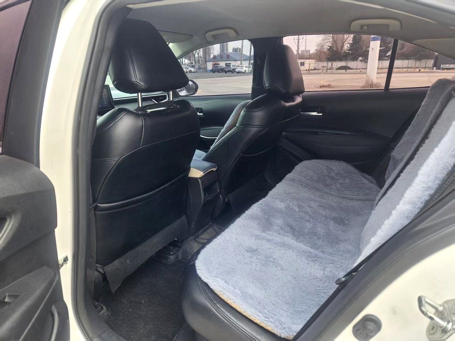 Toyota Corolla Hybrid 1.8L E CVT GL i Elite
