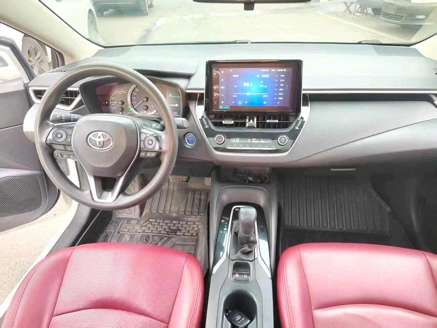 Toyota Corolla Hybrid 1.8L E CVT