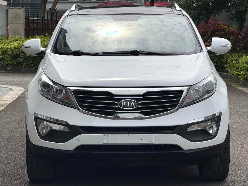 Kia Sportage 2.0L Automatic 2WD DLX