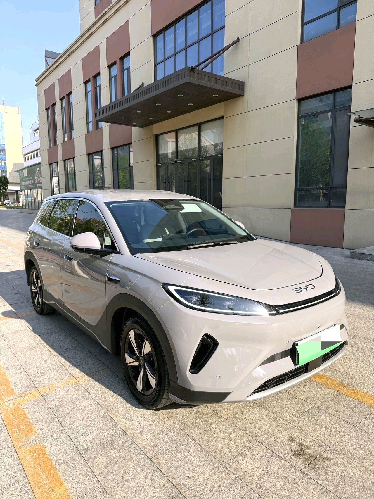 海狮 05 Electric Vehicle Model Year 430KM 智航版