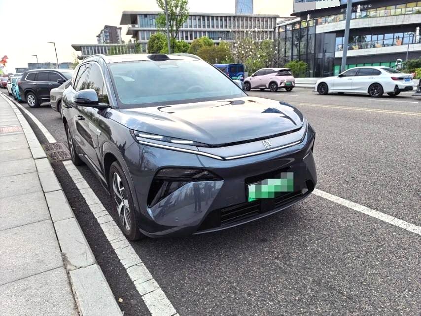 BYD L (литр) DM 215 км