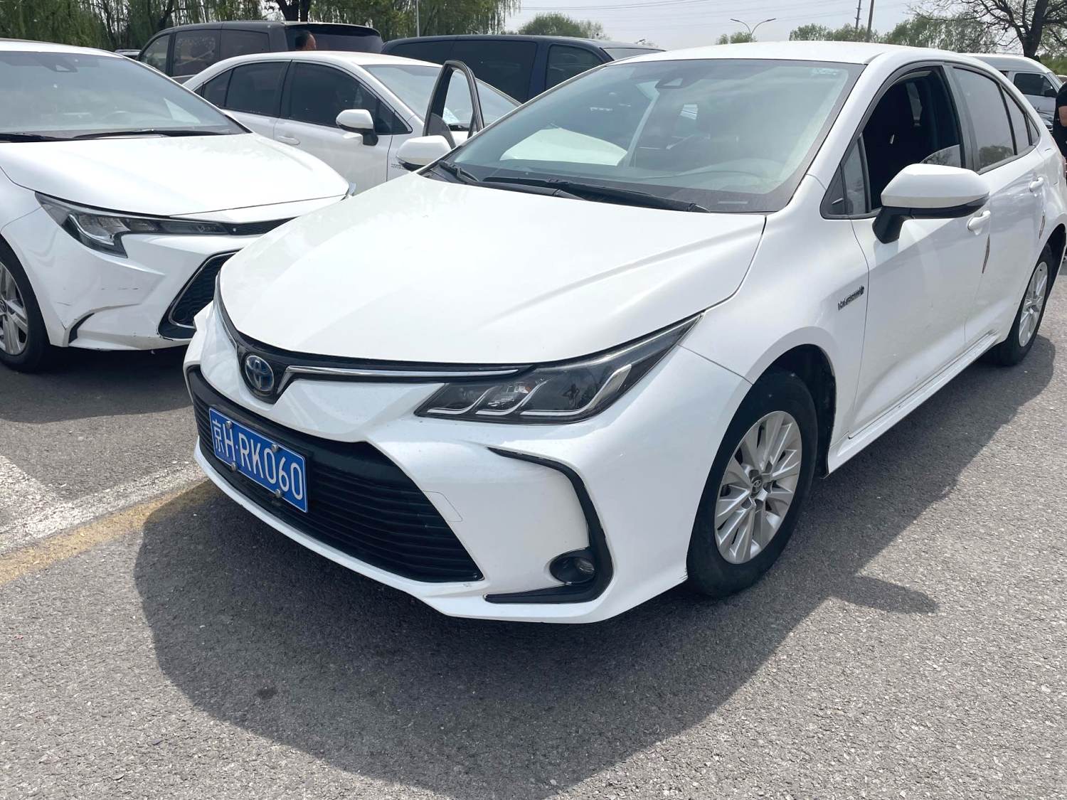 卡罗拉 Model Year 1.8L 智能电混双擎 先锋版