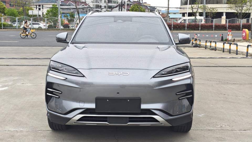 BYD PLUS New Energy Electric Vehicle 520km Premium