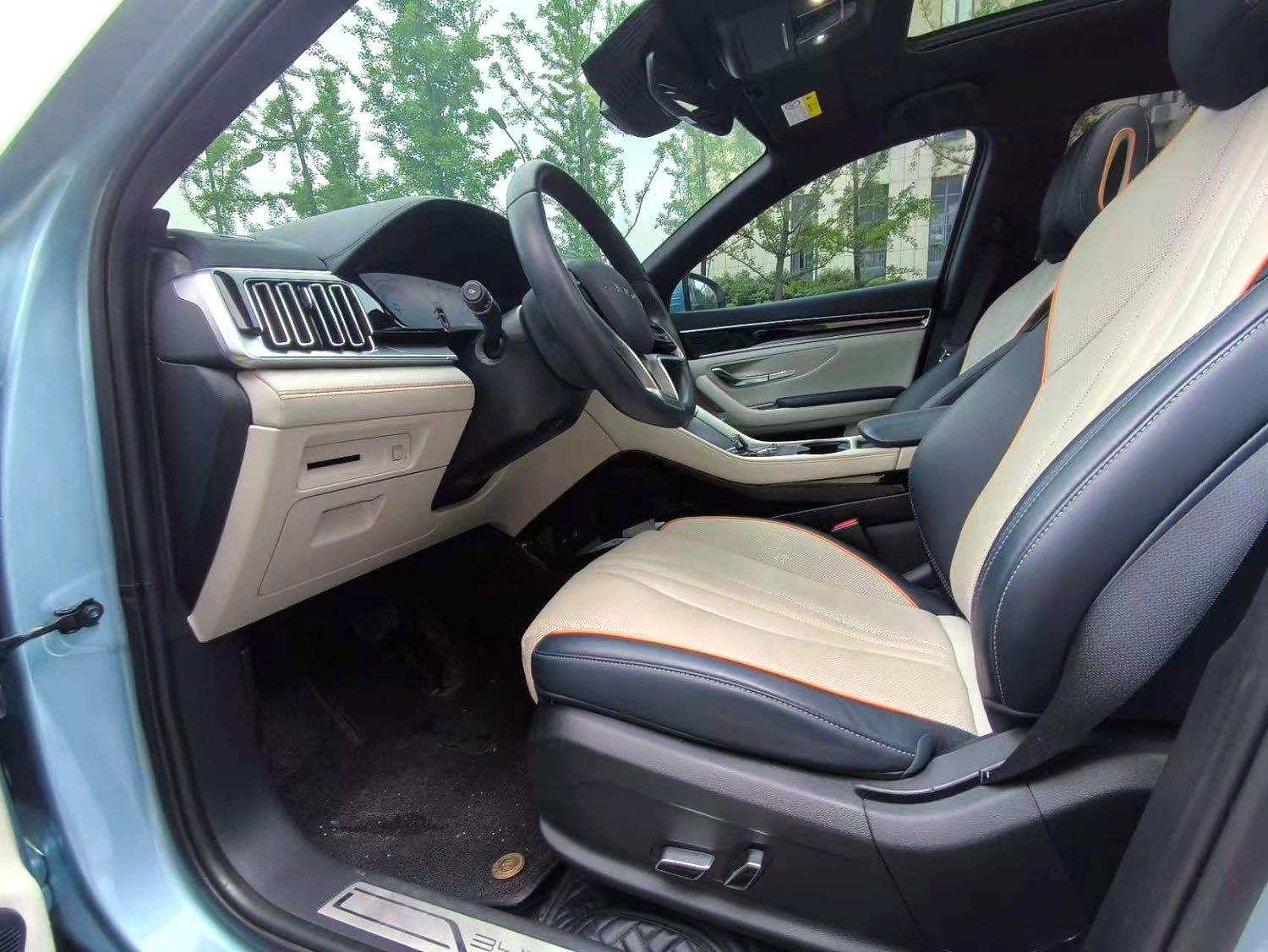 BYD PLUS New Energy DM i 150km PLUS 5G