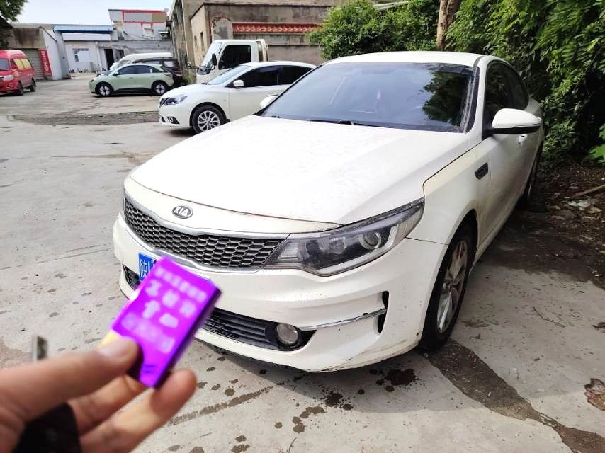 Kia K 5 2.0L Automatic GLS
