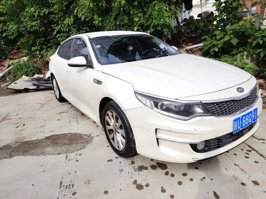 Kia K 5 2.0L Automatic GLS