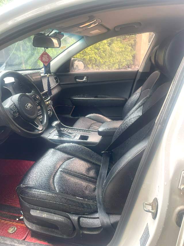 Kia K 5 2.0L Automatic GLS
