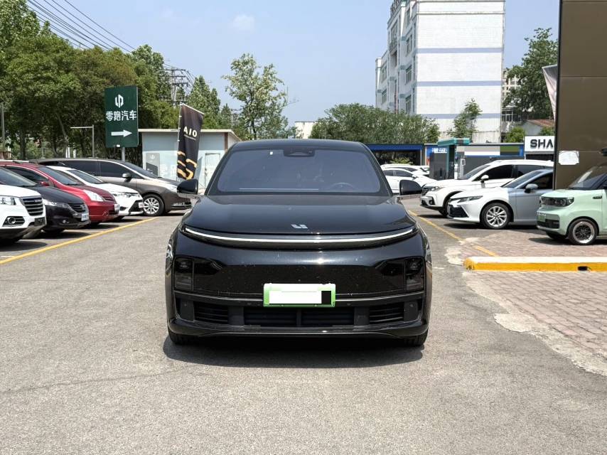 Li Auto L (Liter) 7 Pro