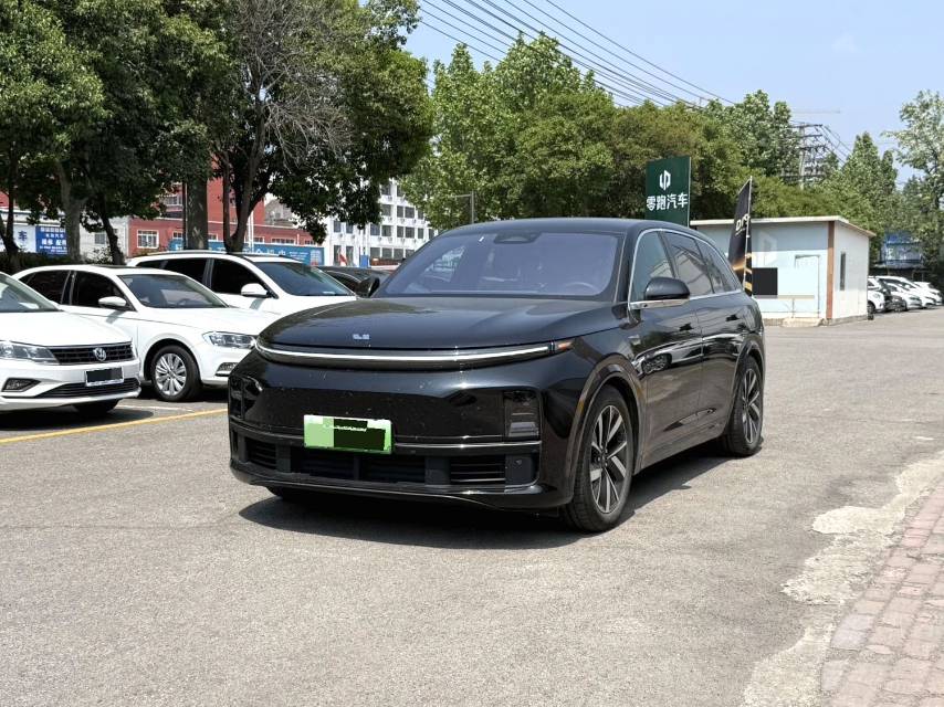 Li Auto L (Liter) 7 Pro