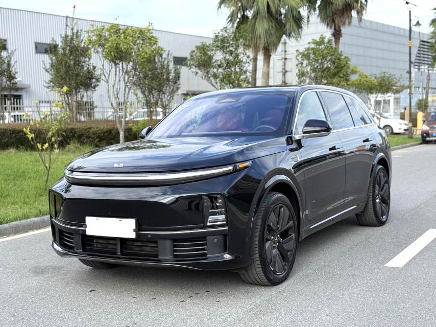 Li Auto L (Liter) 7 Pro