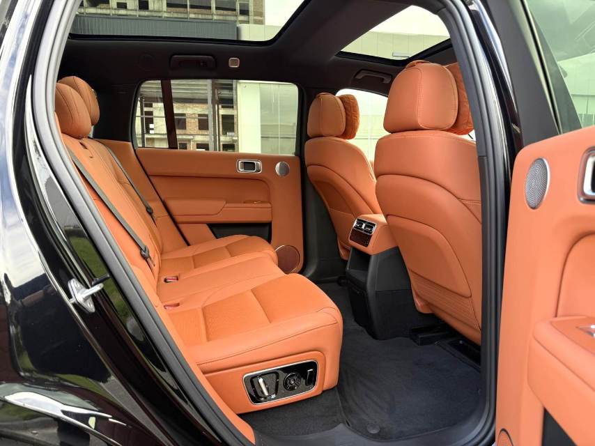Li Auto L (Liter) 7 Pro