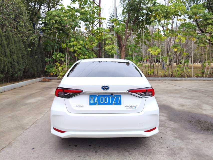 卡罗拉 Model Year 1.8L 智能电混双擎 精英版