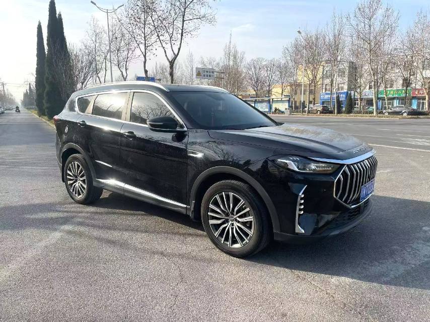 Jetour X 70 PLUS 1.5T CVT PRO 5 Seats