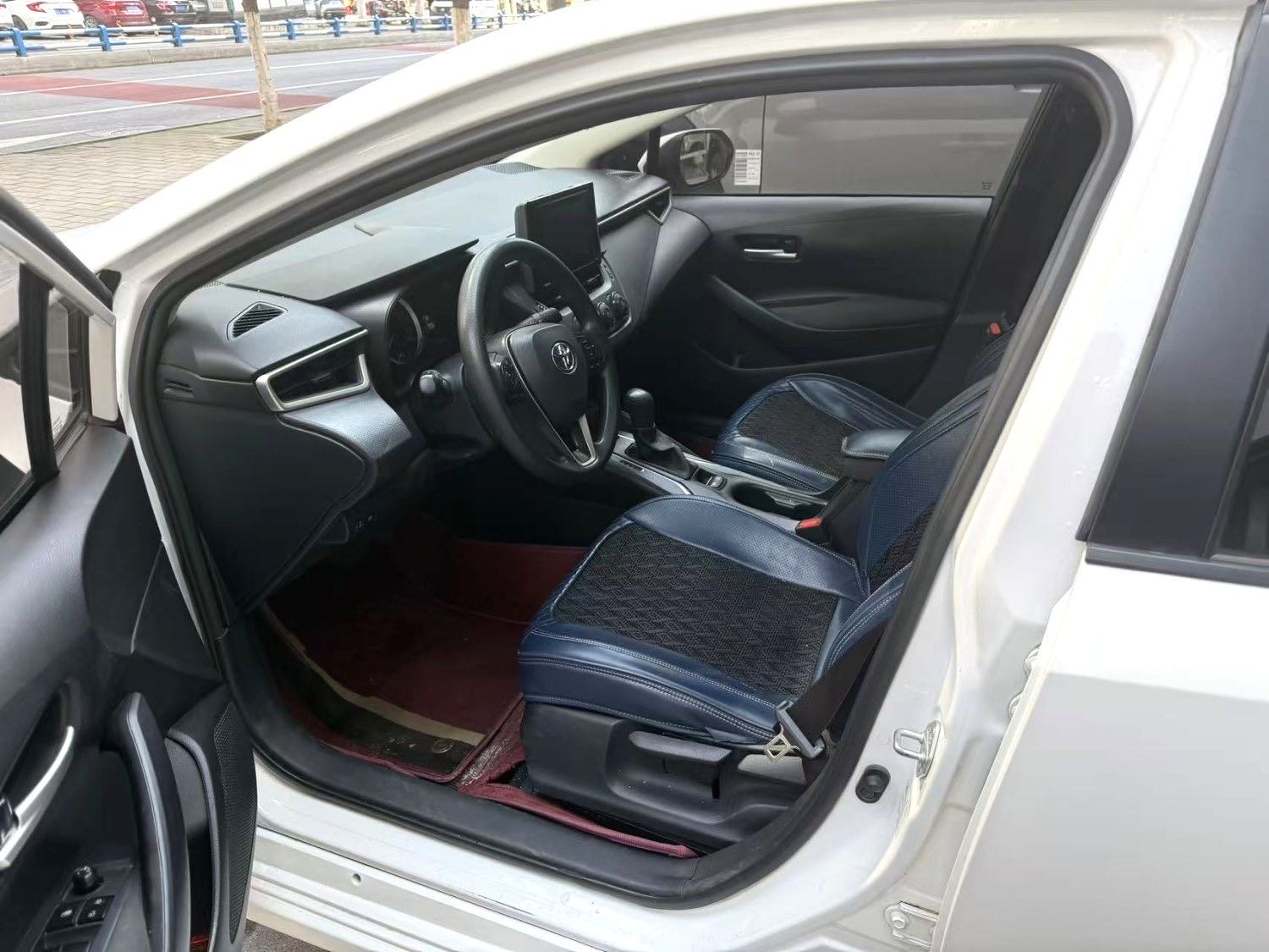 Toyota Corolla 1.2T S в комплектации CVT PLUS