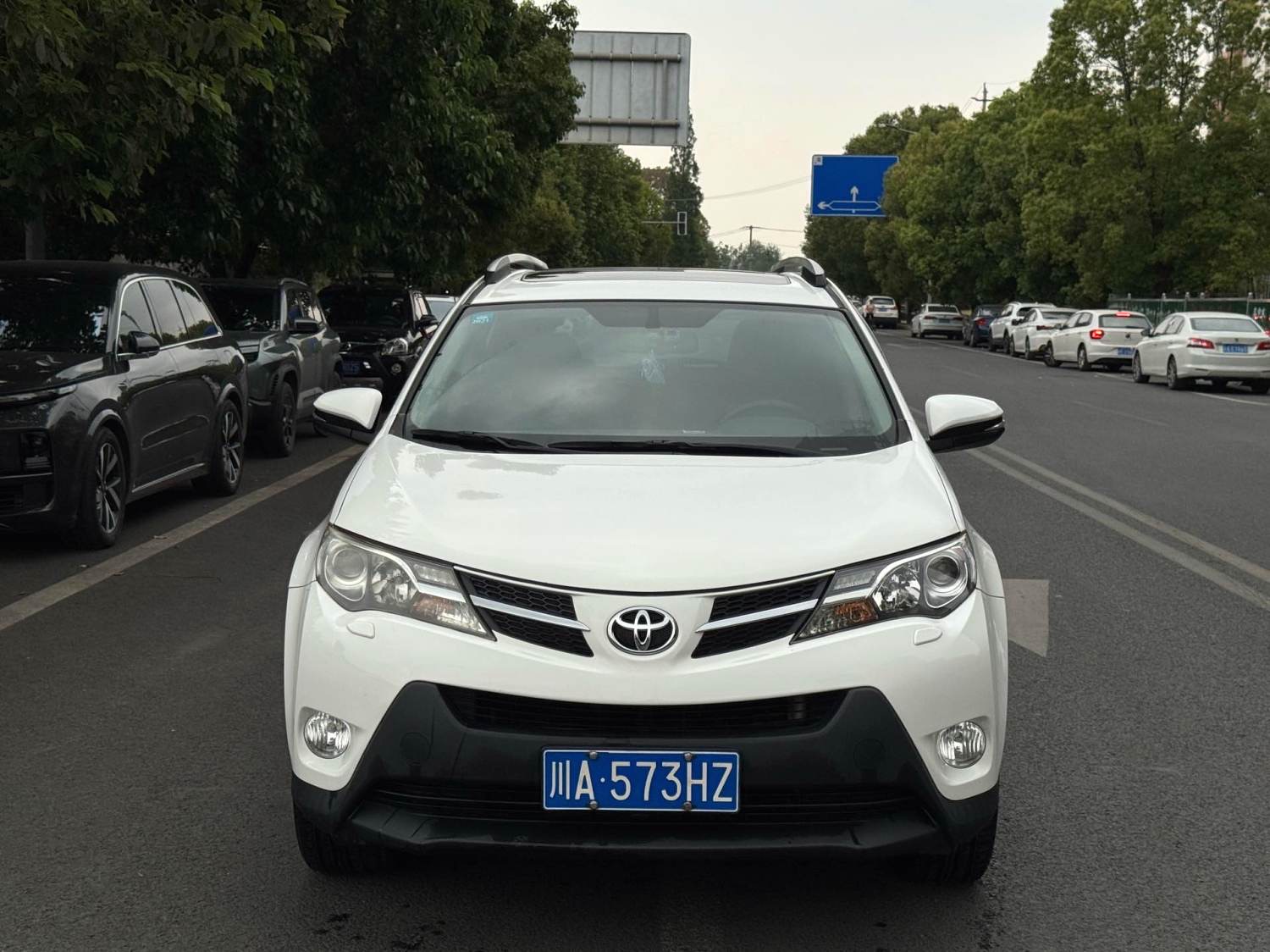 Toyota RAV 4 2.5L Automatic4WDLuxury