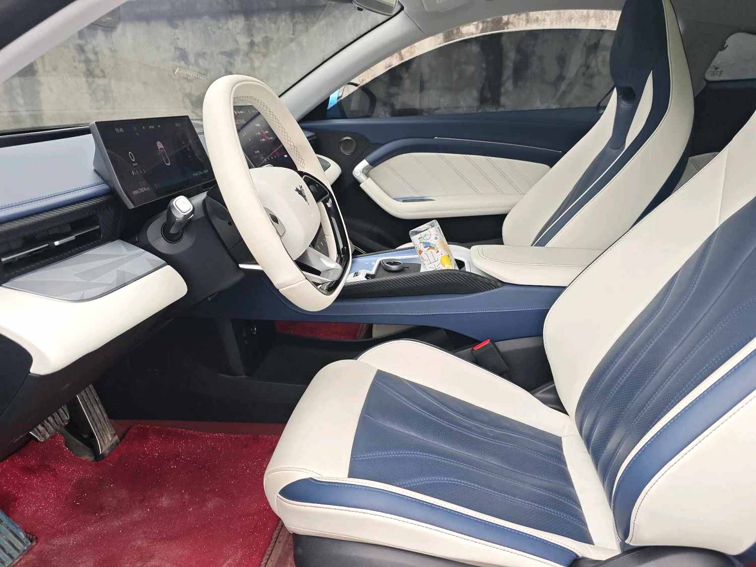 宋 PLUS New Energy Model Year 荣耀版 DM i 110km 旗舰 PLUS