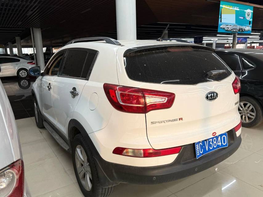 智跑 Model Year 2.0L 自动两驱版 GLS