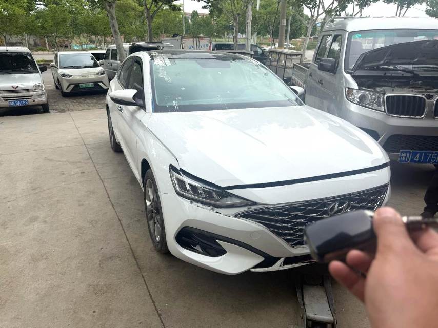 索纳塔 Model Year 1.6T GLS 智能型纪念款