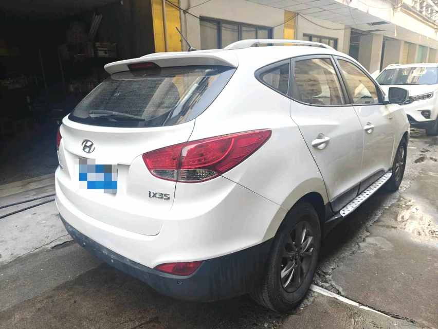 北京现代 ix 35 Model Year 2.0L 自动两驱舒适型 国 IV