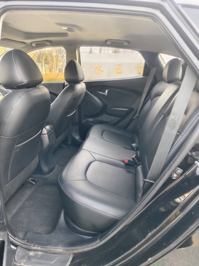 北京现代 ix 35 Model Year 2.0L 自动两驱舒适型 GL 国 V