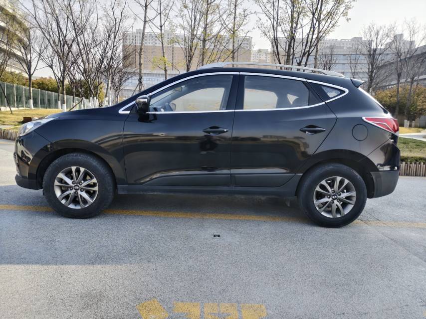 北京现代 ix 35 Model Year 2.0L 自动两驱舒适型 GL 国 V