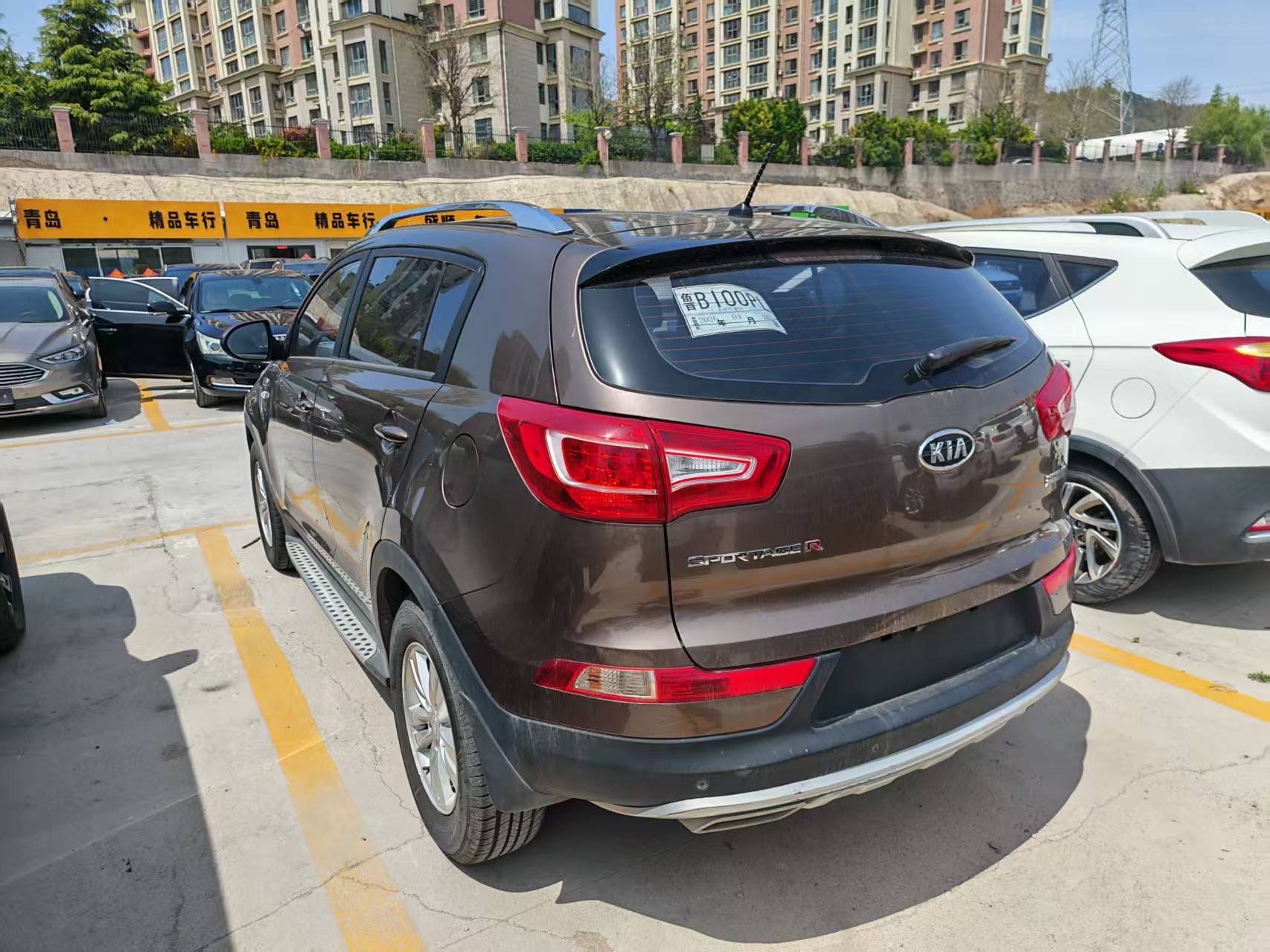 Kia Sportage 2,0 л, АКПП, передний привод, GL