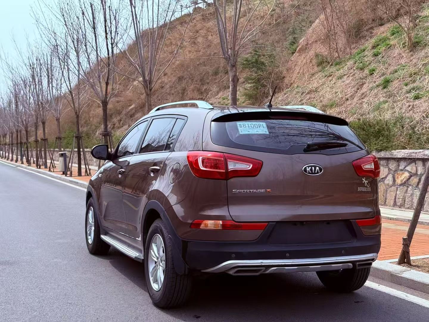 Kia Sportage 2,0 л, АКПП, передний привод, GL